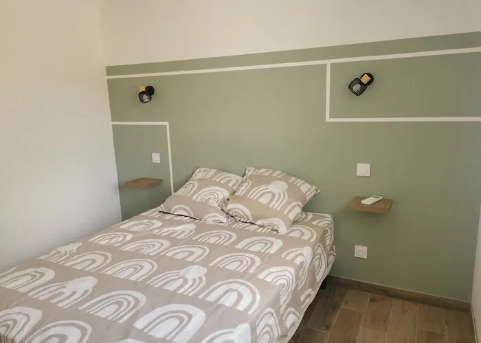 Maison Mitoyenne Au Coeur Du Pays Basque