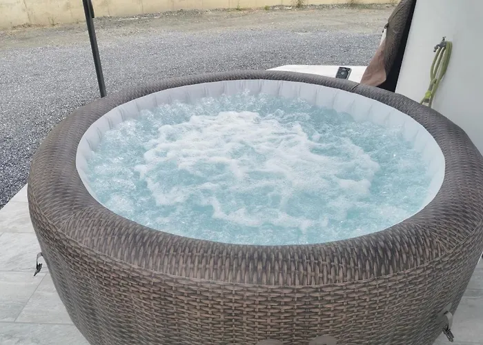 Maison Mitoyenne Au Coeur Du Pays Basque Casa de Férias Saint-Esteben